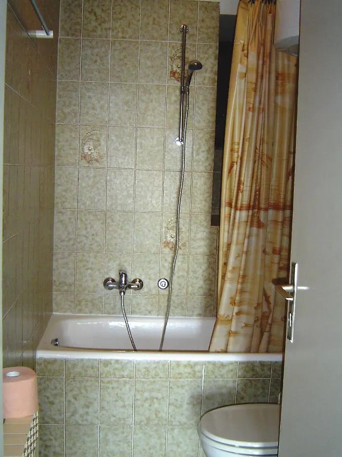 Apartment In Dramalj 41604