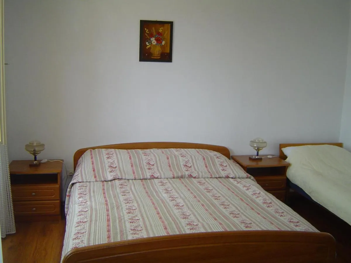 Apartment In Dramalj 41604