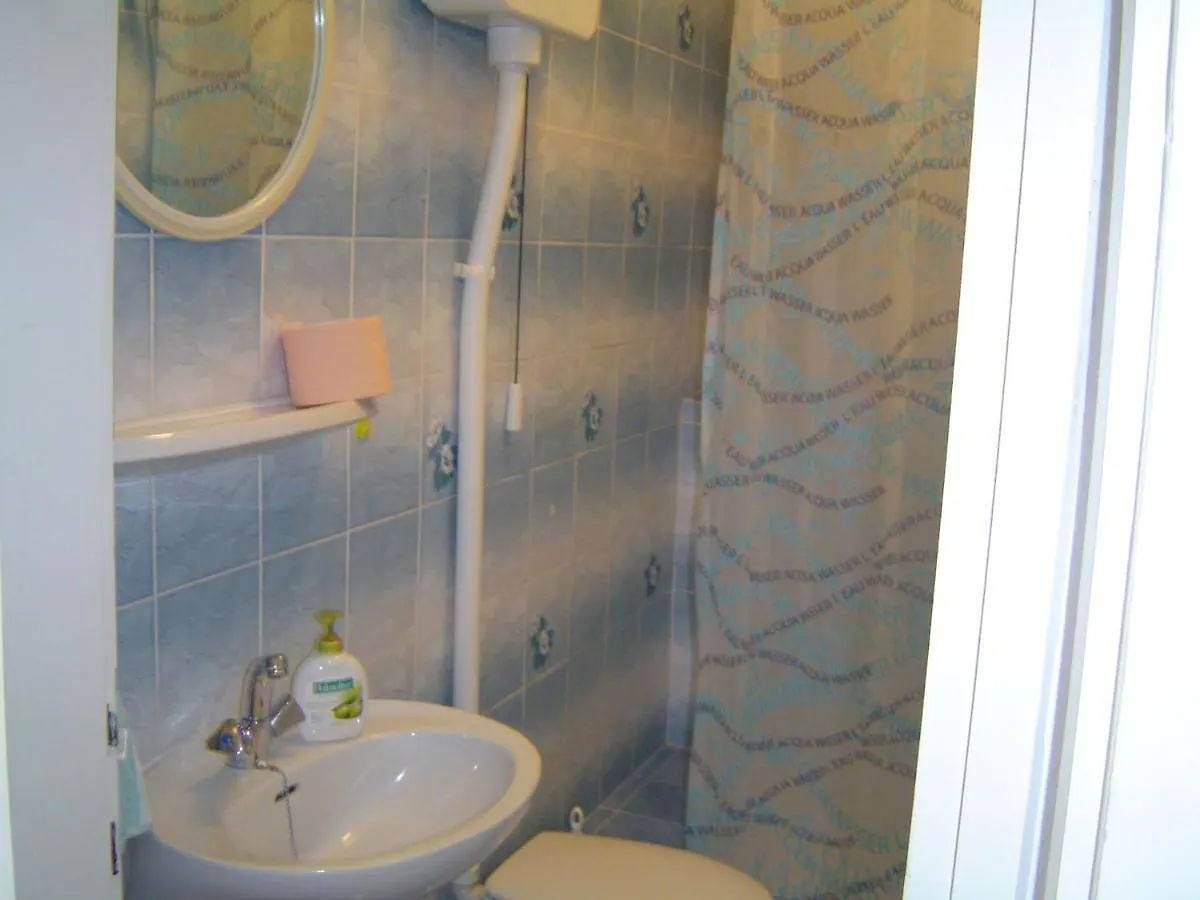 Apartment In Dramalj 41604